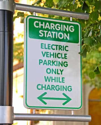 can electric cars really save you money?